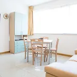 Romea Aparthotel