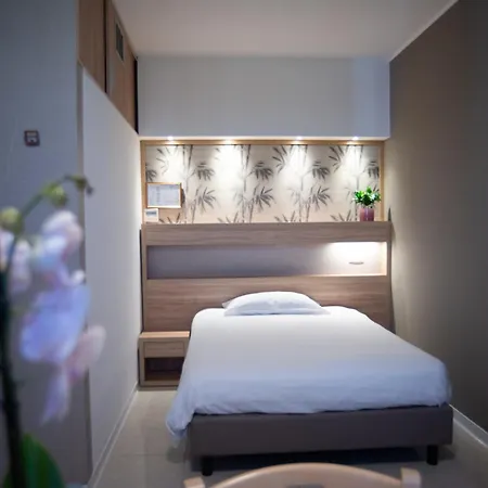 Aparthotel Romea Bike *