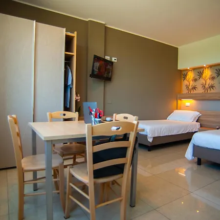 Aparthotel Romea Bike